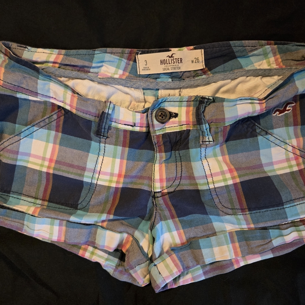 Hollister Women’s Multicolor Plaid Cotton Flat-Front Shorts